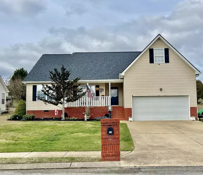 275 Hunter LN, Ringgold, GA 30736