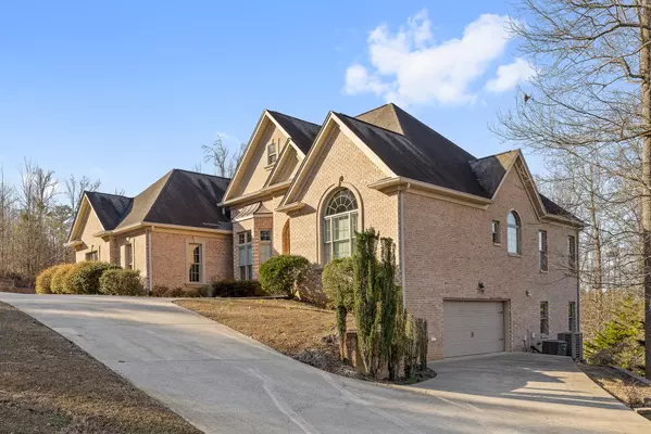 Ooltewah, TN 37363,9566 Legacy Oaks DR