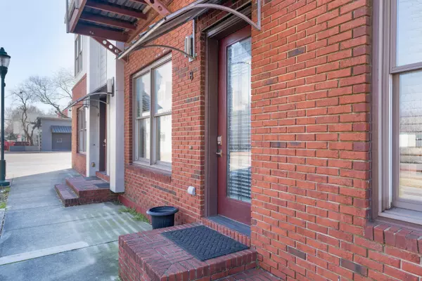 Chattanooga, TN 37408,8 17th ST