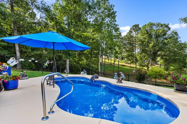 Soddy Daisy, TN 37379,11199 Captains Cove DR