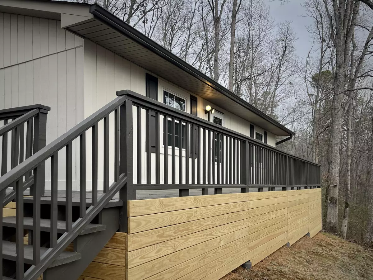 Ringgold, GA 30736,112 Creeks Bend DR