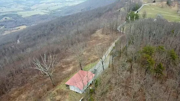 Signal Mountain, TN 37377,1045 Patton RD