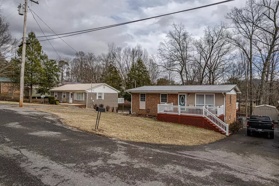 1221 Kimbrough AVE, Etowah, TN 37331