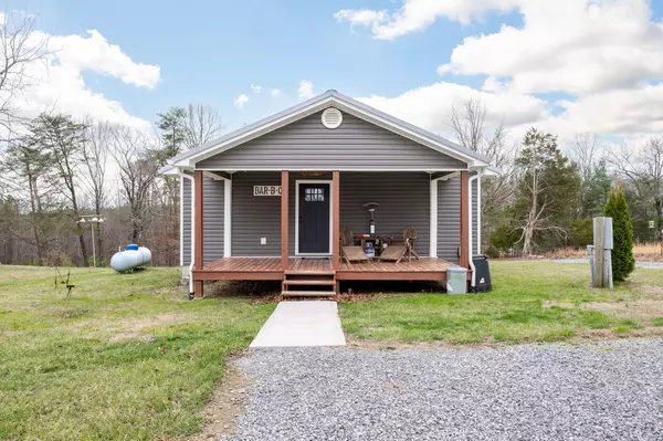 Dunlap, TN 37327,406 Stooping Oak RD