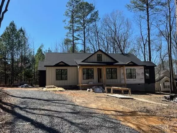 135 Oakwood Manor DR, Chatsworth, GA 30705