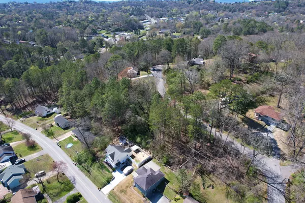 Chattanooga, TN 37406,00 Jeanaga TRL