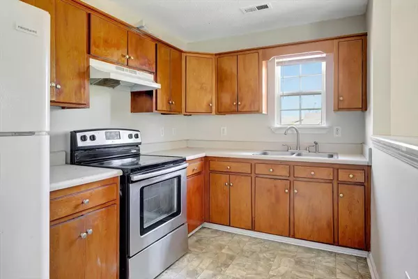 Chattanooga, TN 37404,2714 Main ST