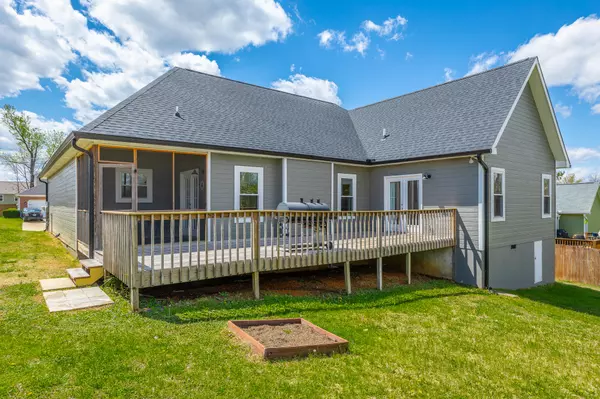 Chattanooga, TN 37421,7923 Hamilton Mill DR