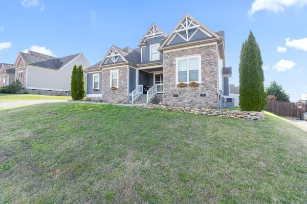 7643 Maplehurst DR, Ooltewah, TN 37363