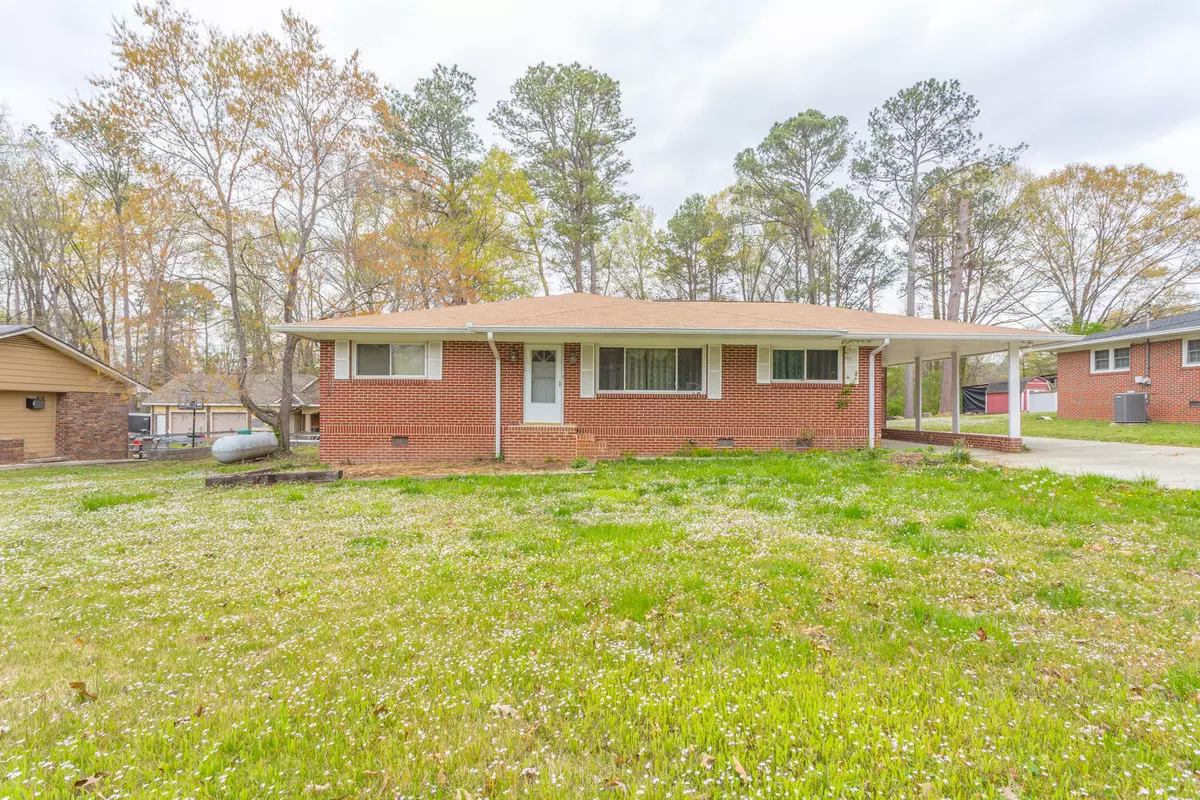 Dalton, GA 30721,211 Hazel DR