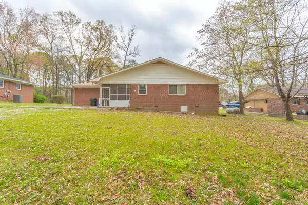 Dalton, GA 30721,211 Hazel DR