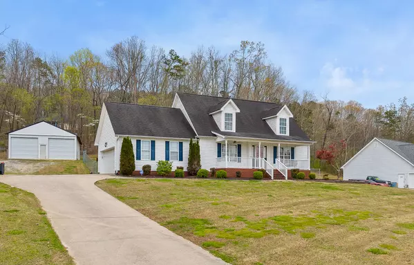 5001 Round Pond RD,  Lafayette,  GA 30728