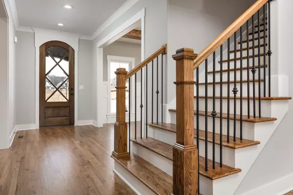 Apison, TN 37302,10606 Kavya LN