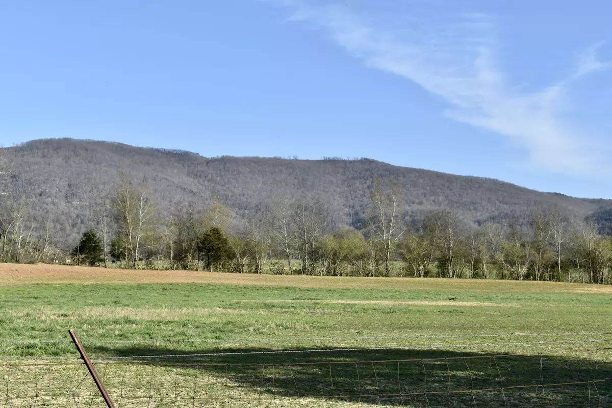 Pikeville, TN 37367,20093 Old State Hwy 28