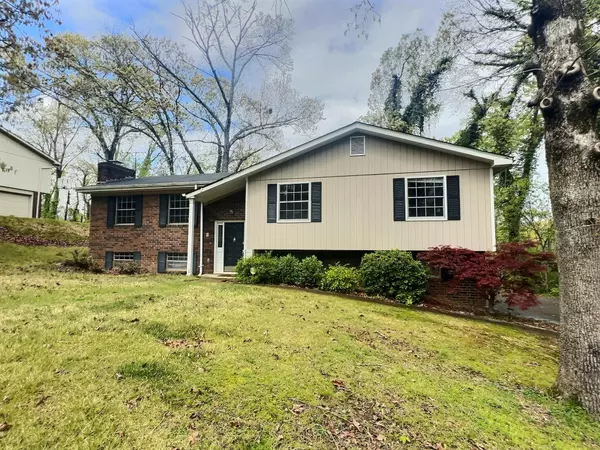 Hixson, TN 37343,537 Tree Top LN