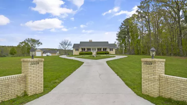 12229 Red Clay RD, Apison, TN 37302