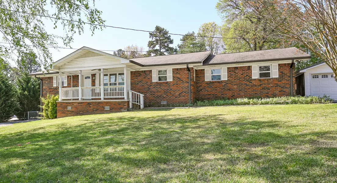 1400 Dellwood LN, Cleveland, TN 37312