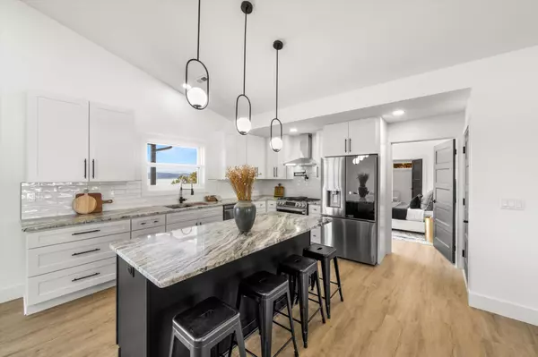 Dandridge, TN 37725,425 Hampton WAY