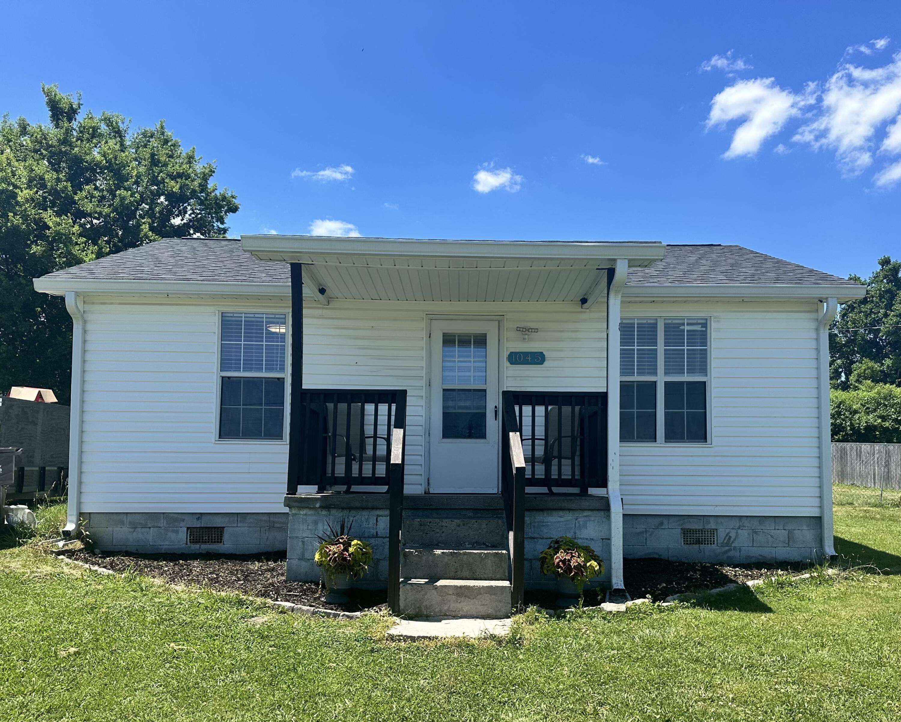 1045 Hawk ST, Cleveland, TN 37311