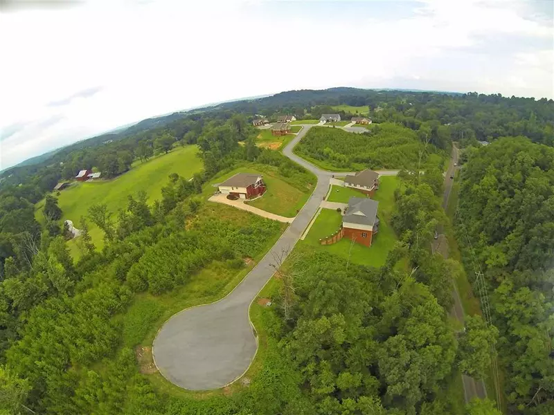 132 Nicole DR, Dayton, TN 37321