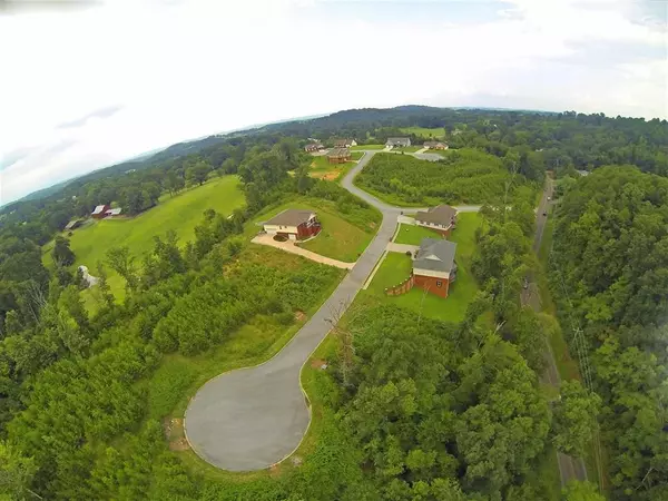 132 Nicole DR, Dayton, TN 37321