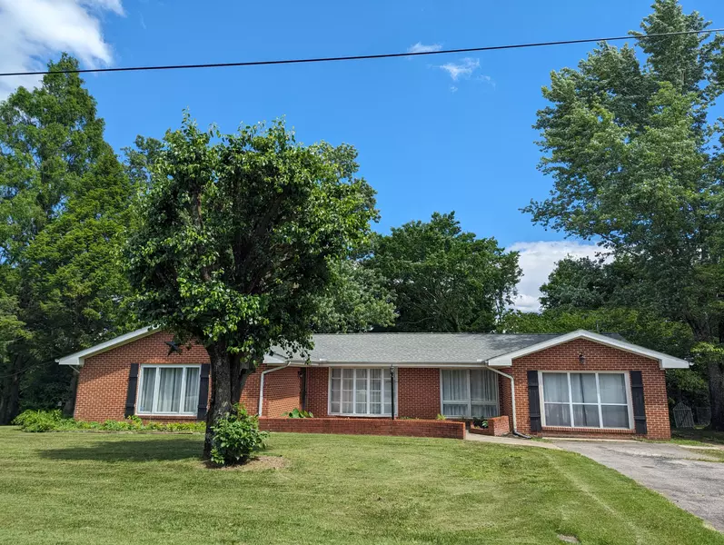 289 Cedar LN, Dayton, TN 37321