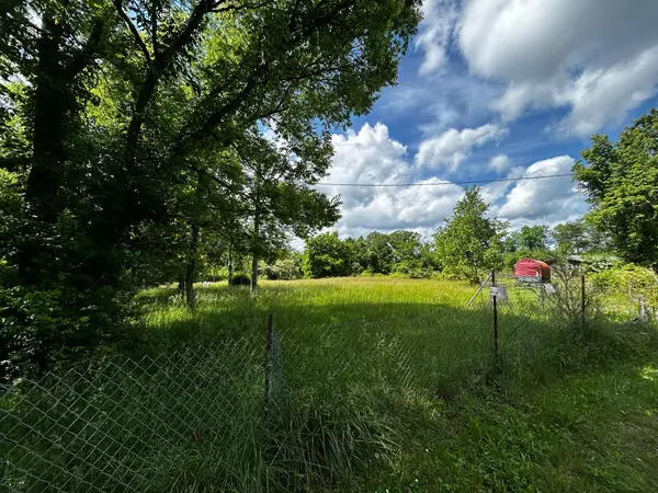 Signal Mountain, TN 37377,356 Grayson WAY
