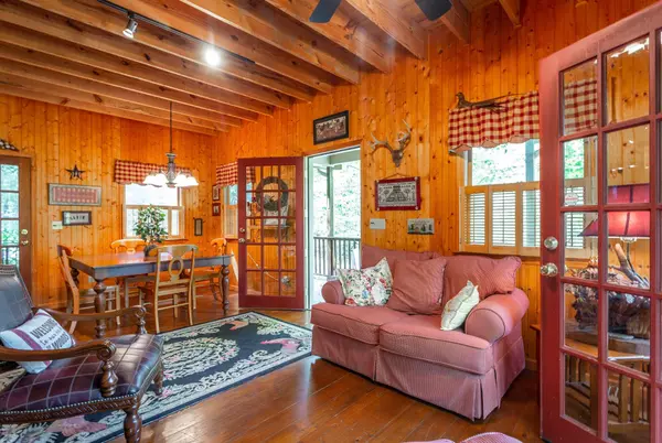 Signal Mountain, TN 37377,172 Brock Creek TRL