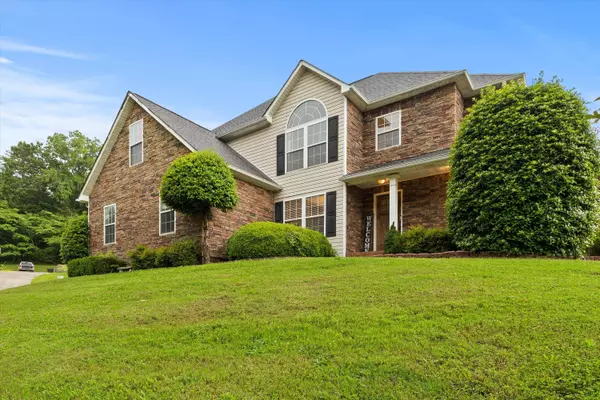14 Candie LN, Chickamauga, GA 30707