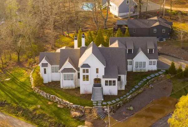 107 Sunset RD, Lookout Mountain, TN 37350