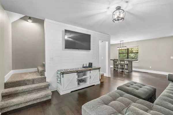 Ringgold, GA 30736,362 Pine Grove Access RD