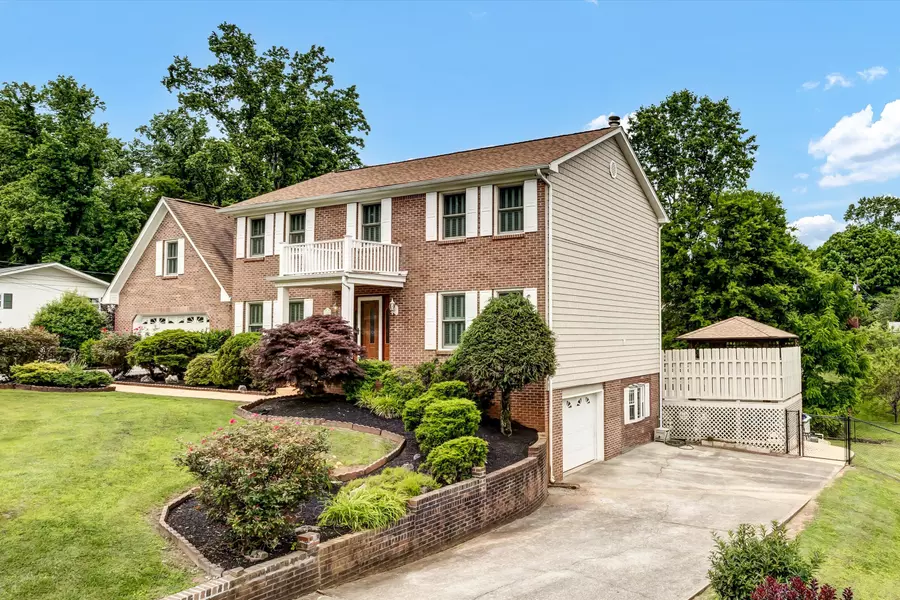 209 Norfolk DR, Knoxville, TN 37922