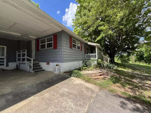 Benton, TN 37307,313 Oak Grove RD