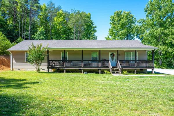 580 White Flats RD, Evensville, TN 37332