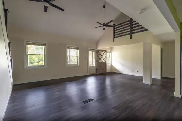 Hixson, TN 37343,529 Spring Crest LN