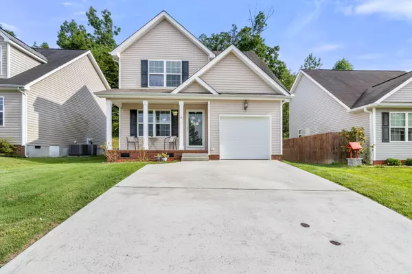 2117 Short Leaf LN, Soddy Daisy, TN 37379