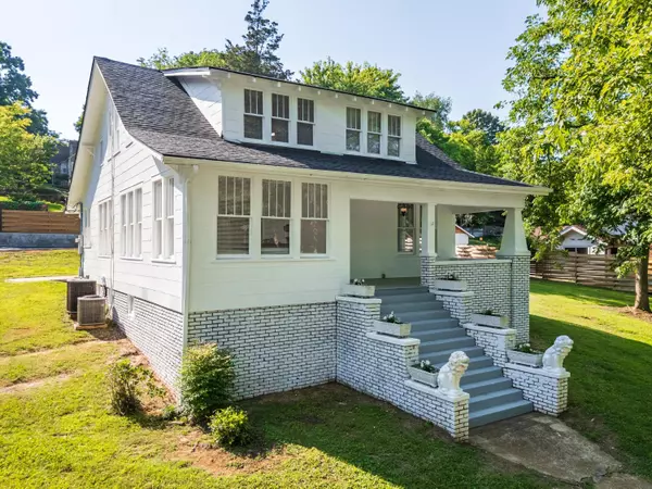 3801 Oakland TER, Chattanooga, TN 37415