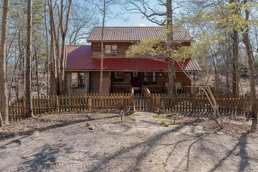 570 Marigold DR, Menlo, GA 30731