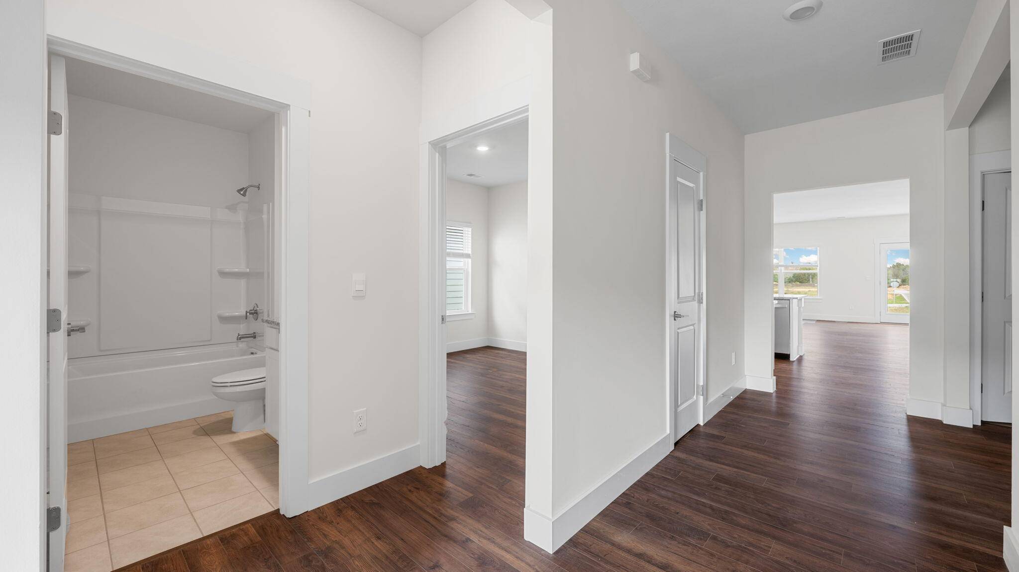 Ooltewah, TN 37363,8137 Watercolour Lane