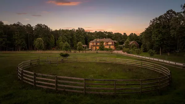 Rising Fawn, GA 30738,861 Long Branch RD
