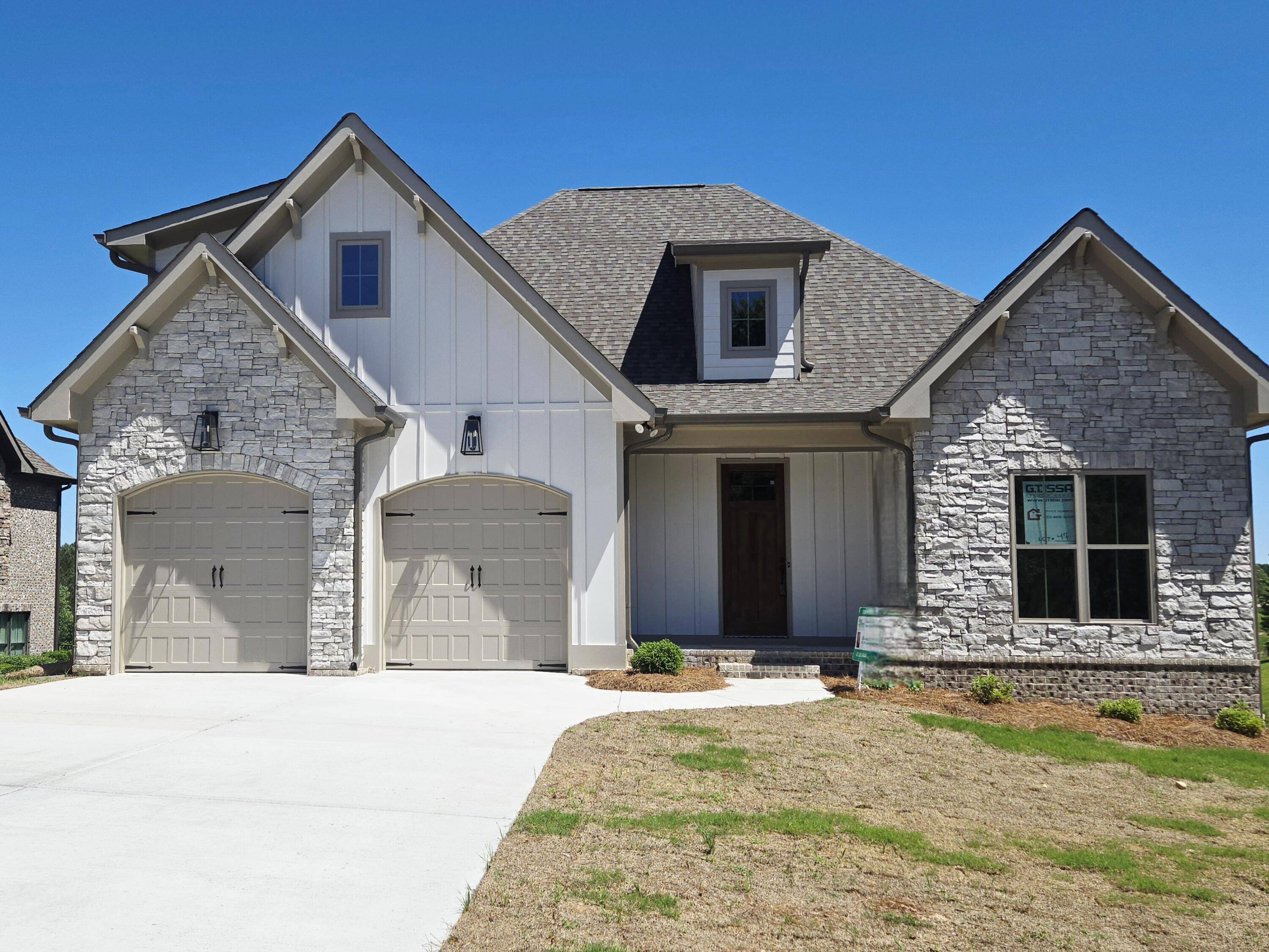 13132 Blakeslee DR, Soddy Daisy, TN 37379