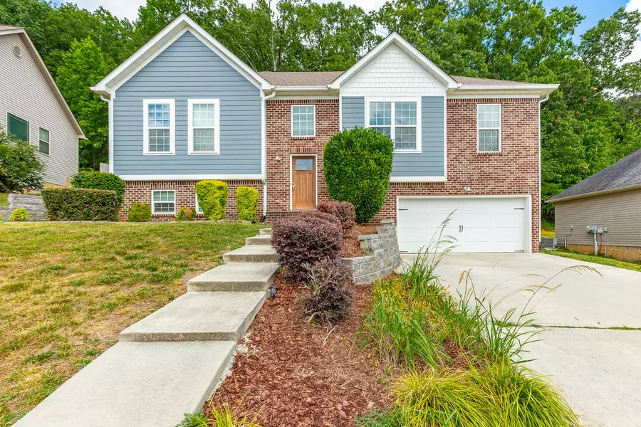 806 Windrush LOOP, Chattanooga, TN 37421