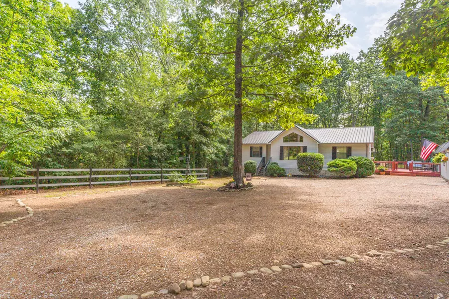 1818 Julian Ridge RD, Chattanooga, TN 37421