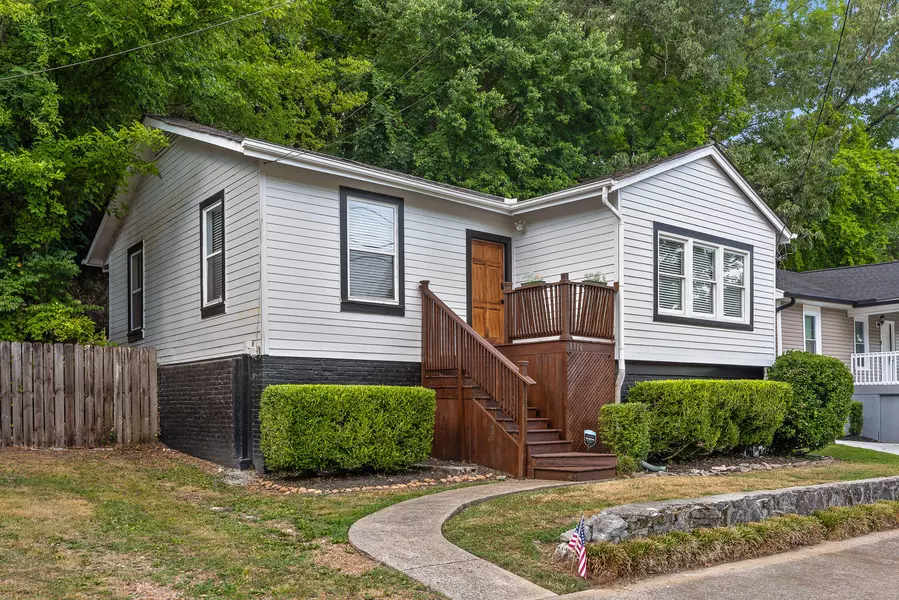 1316 Hixson PIKE, Chattanooga, TN 37405