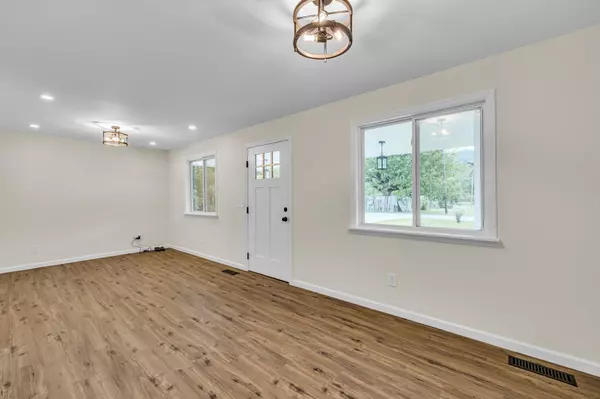 Ooltewah, TN 37363,5425 Watkins ST