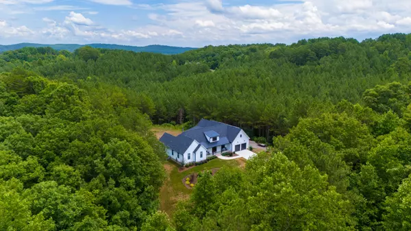 Charleston, TN 37310,1618 Van Davis RD