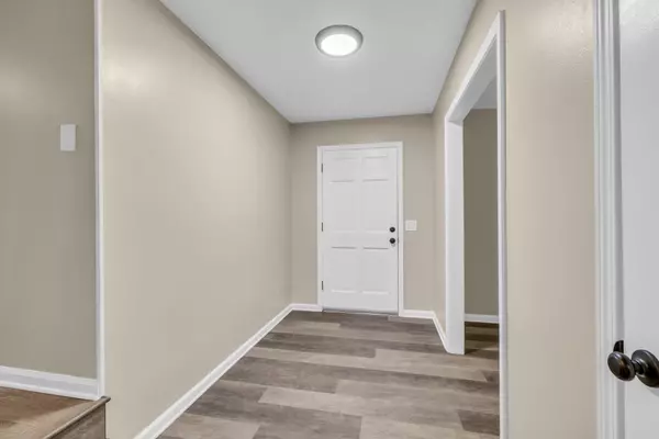 Harrison, TN 37341,6832 Deerwood DR