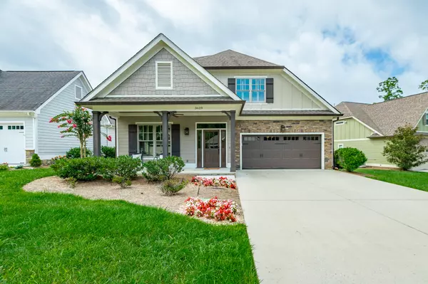 3629 Scarlet Maple CT, Signal Mountain, TN 37377