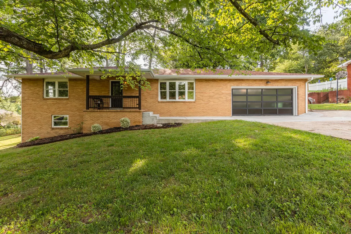 Rossville, GA 30741,6 Montayne DR