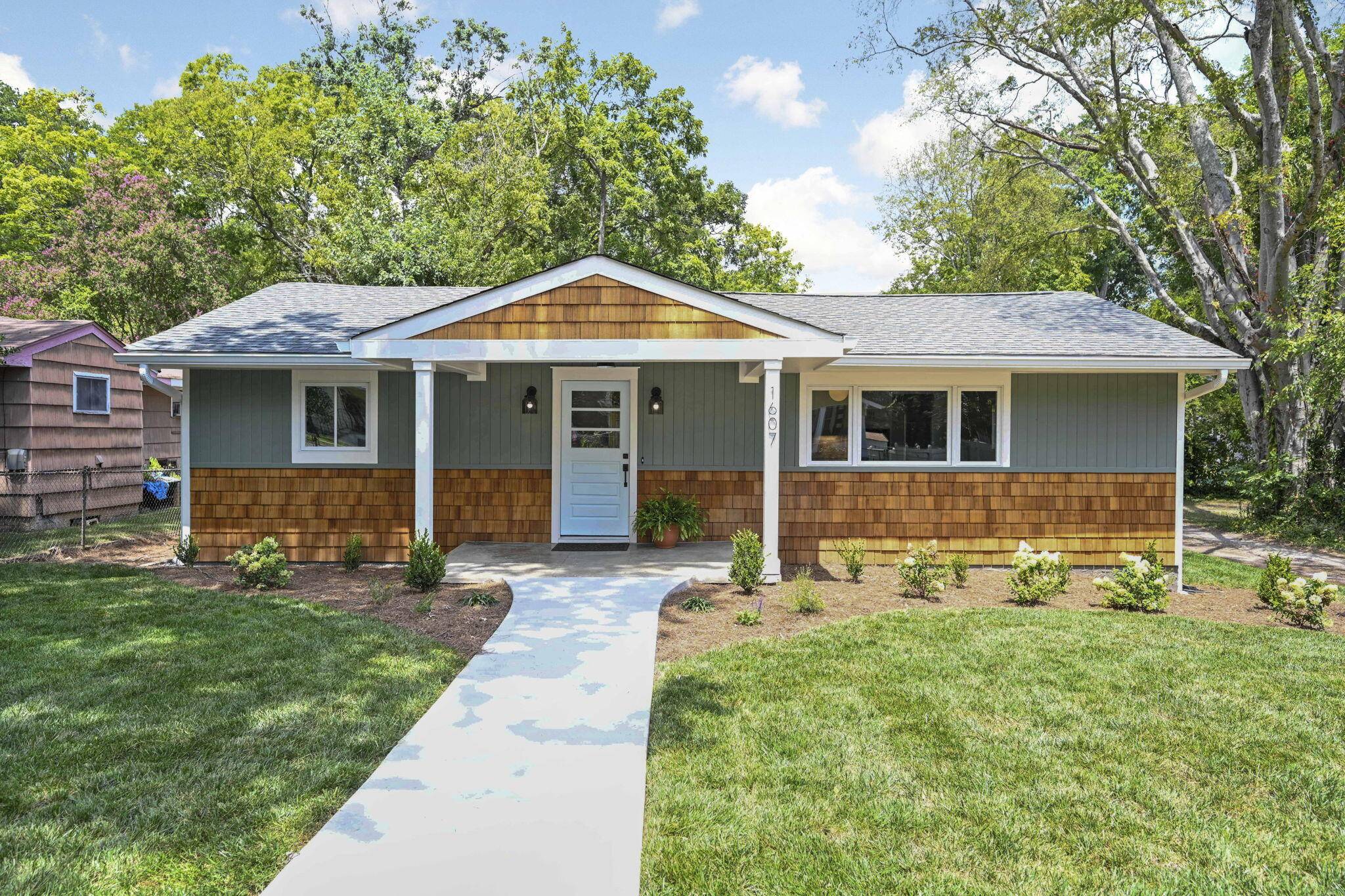 1607 52nd ST, Chattanooga, TN 37409
